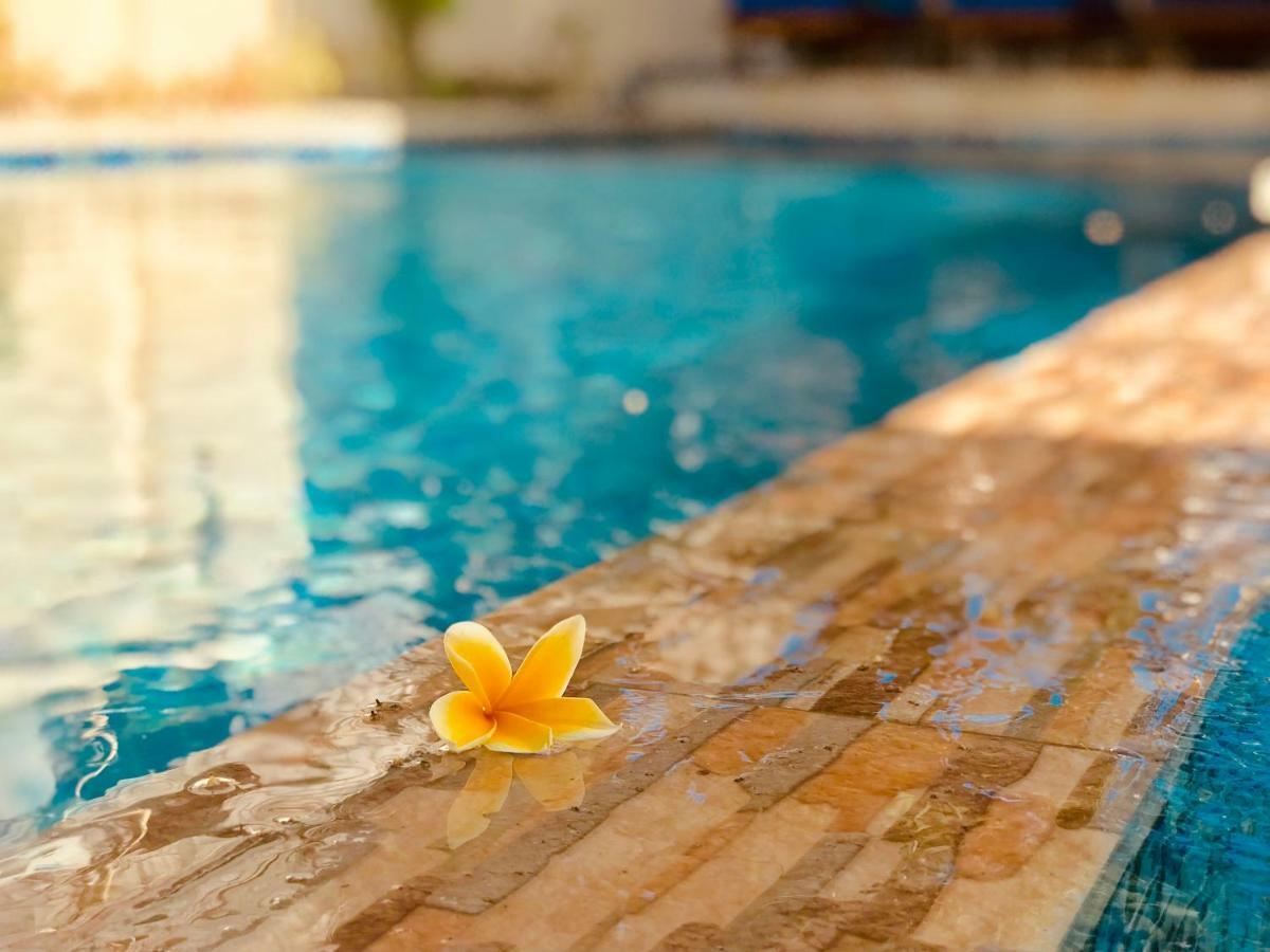 Familytel Bali Hotel Kuta Selatan Eksteriør billede